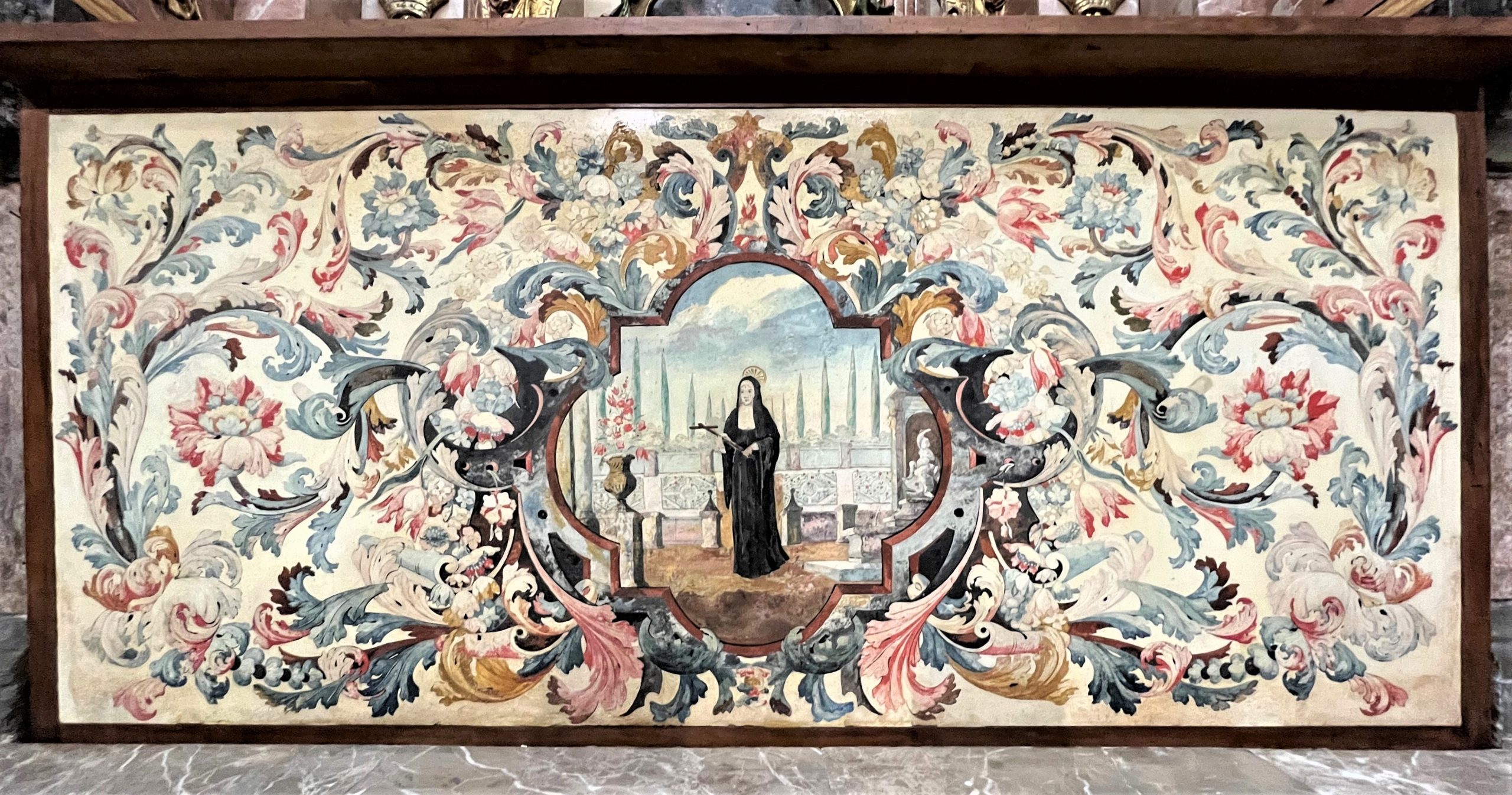 El antipendio del retablo de Santa Rita de Casia